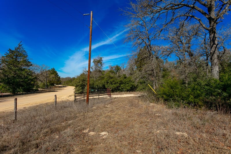10162 County Road 321, Caldwell, TX 77836