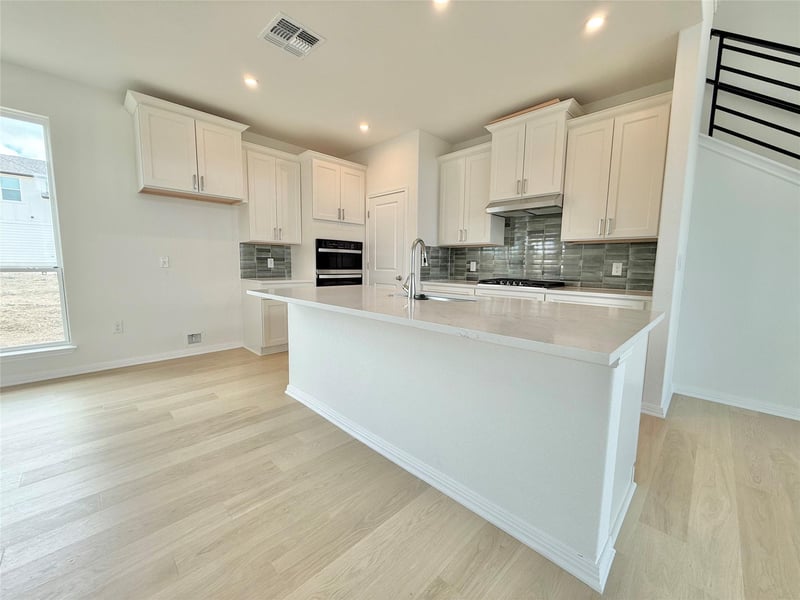 476 Young ST, Buda, TX 78610