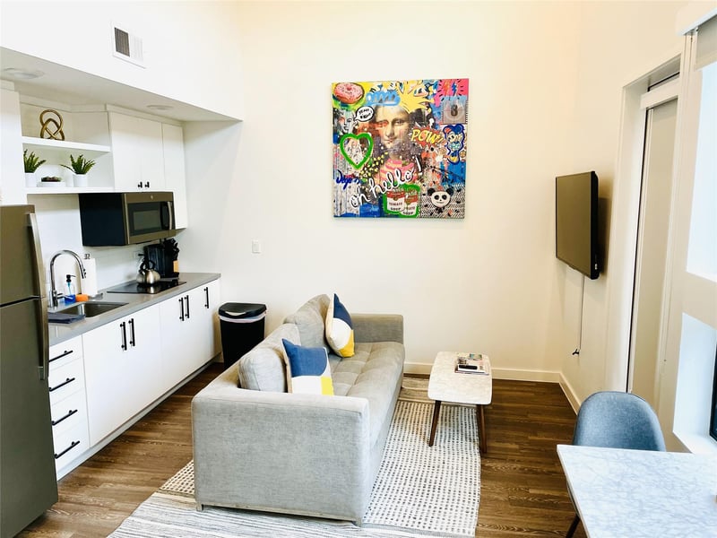 49 Navasota ST #201, Austin, TX 78702