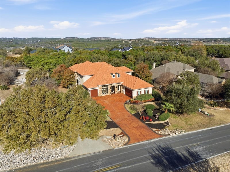 2312 Lakehurst RD, Spicewood, TX 78669