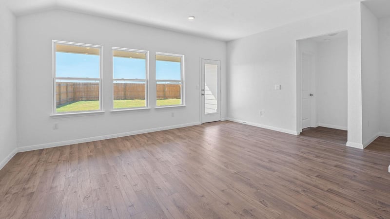 284 Mustang Lake CIR, Buda, TX 78610