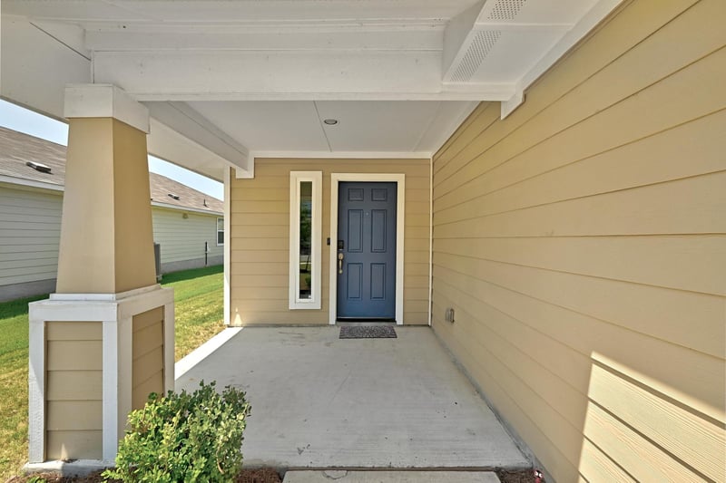 308 Black Opal DR, Jarrell, TX 76537