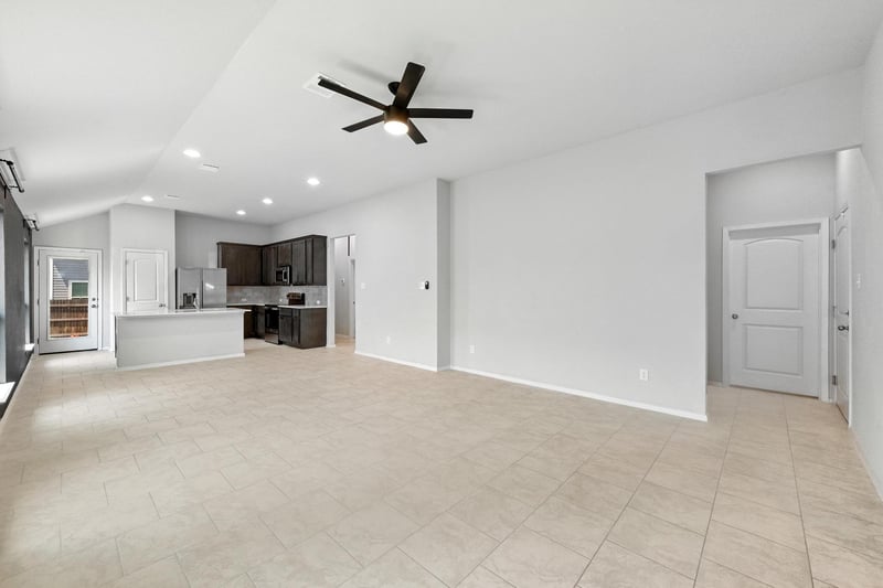 308 Black Opal DR, Jarrell, TX 76537