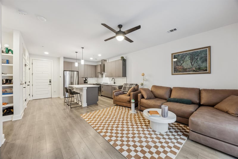 2220 Webberville RD #211, Austin, TX 78702