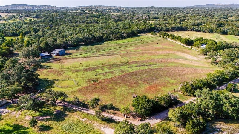 1750 Loop 165 Loop #B, Dripping Springs, TX 78620