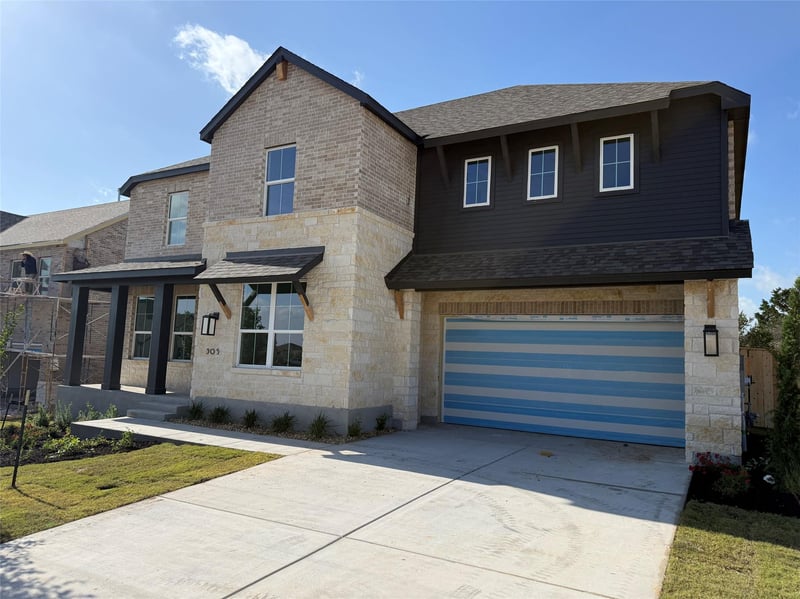 305 Luttrell LN, Liberty Hill, TX 78642