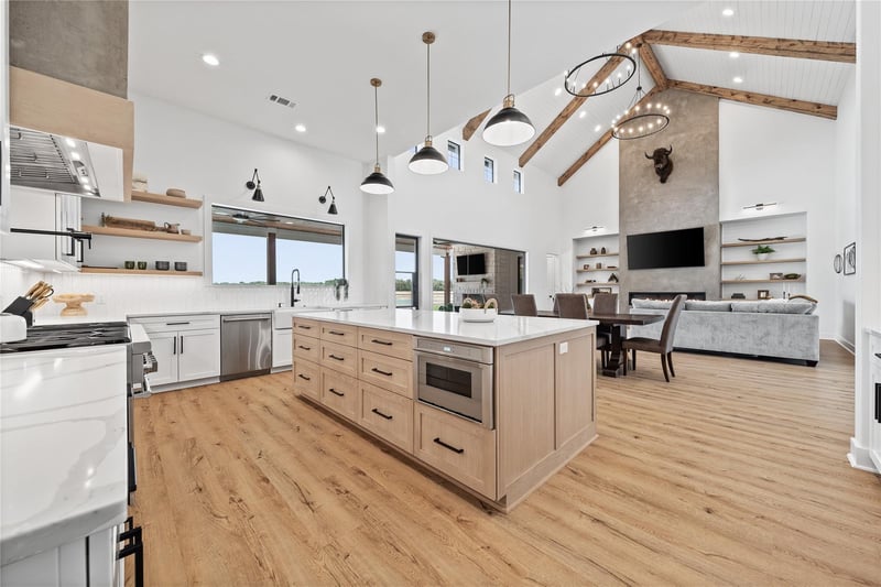 Fitzhugh RD, Dripping Springs, TX 78620