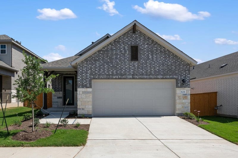 121 Knockout Rose DR, San Marcos, TX 78666