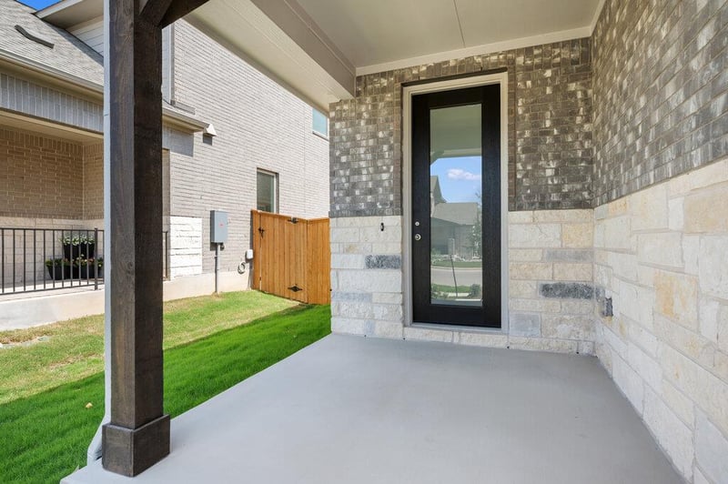 121 Knockout Rose DR, San Marcos, TX 78666
