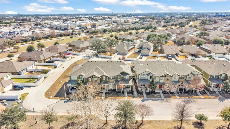 1040 Lost Pines LN, Cedar Park, TX 78613
