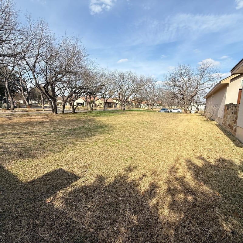 101 Menard CT, Horseshoe Bay, TX 78657