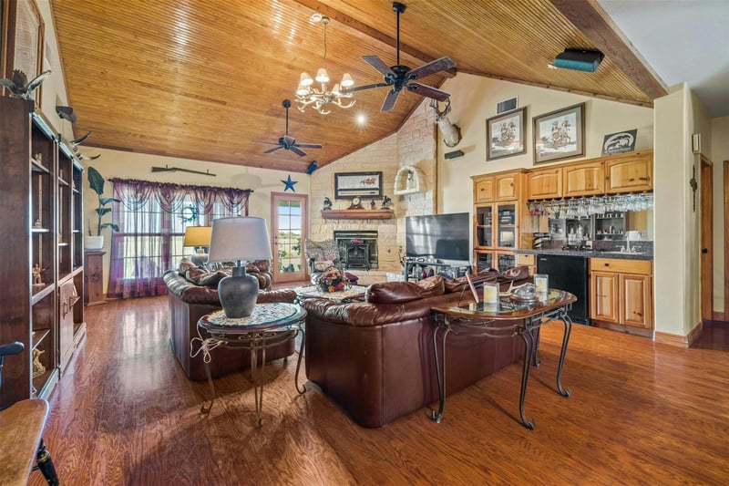 14410 - 14380 Hero Way, Leander, TX 78641