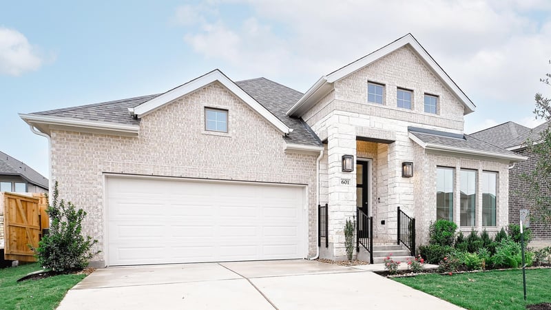 601 Bay Breeze DR, Kyle, TX 78640