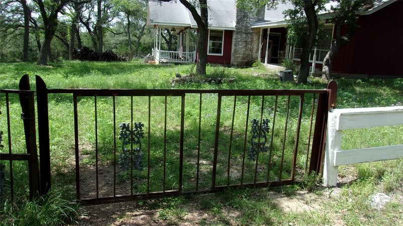 702 Cottonwood Creek RD, Dripping Springs, TX 78620