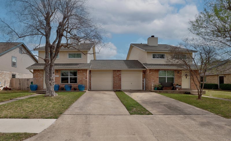 703 Valley View DR #A & B, Pflugerville, TX 78660