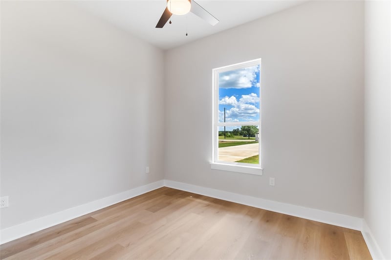 130 Draper LN, Bertram, TX 78605