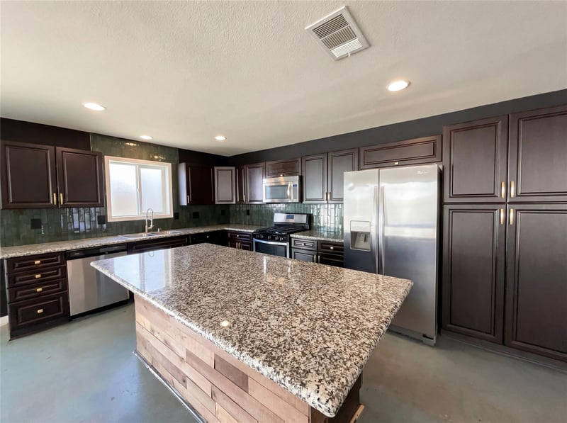 11113 Mickelson DR, Austin, TX 78747