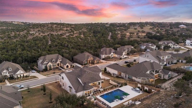 302 Lodestone LN, Austin, TX 78738