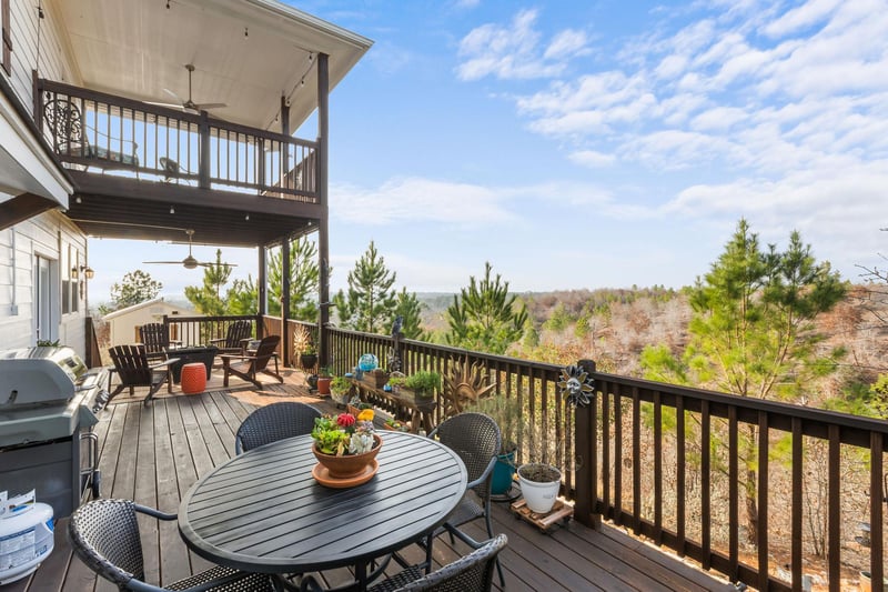180 River Forest DR, Bastrop, TX 78602