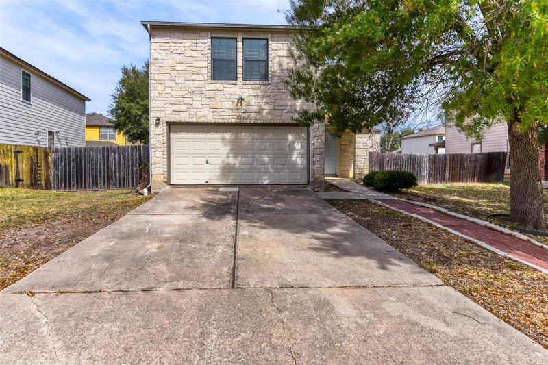 721 New Bridge DR, Kyle, TX 78640