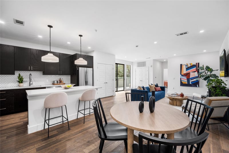 1615 E 7th ST #208, Austin, TX 78702