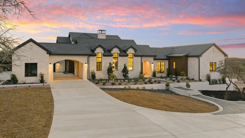 1562 Canyon Crossing Vw, Dripping Springs, TX 78620