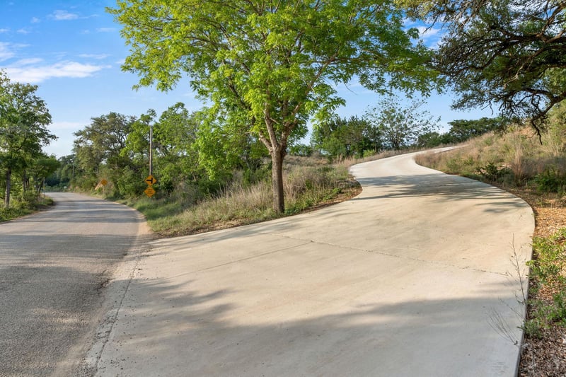 205 Mount Gainor RD, Dripping Springs, TX 78620
