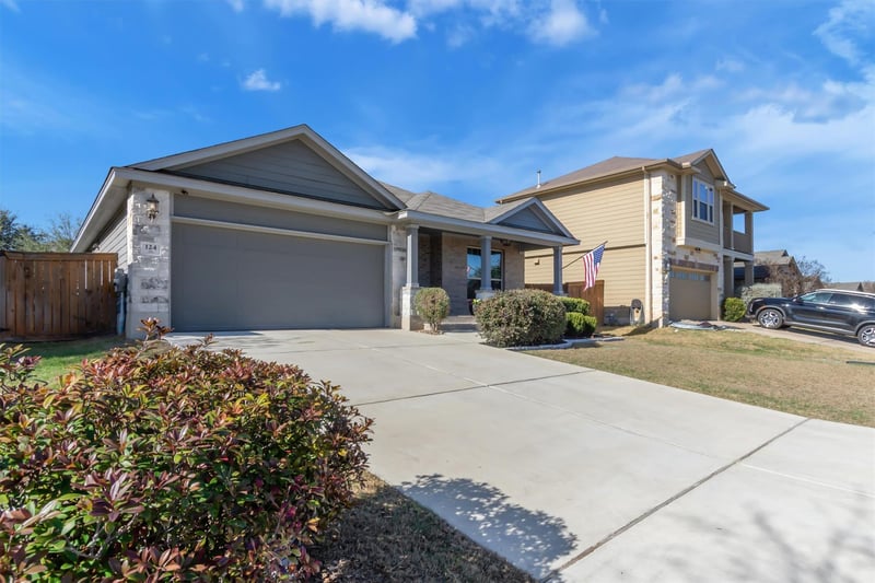 124 Sage Meadows DR, San Marcos, TX 78666