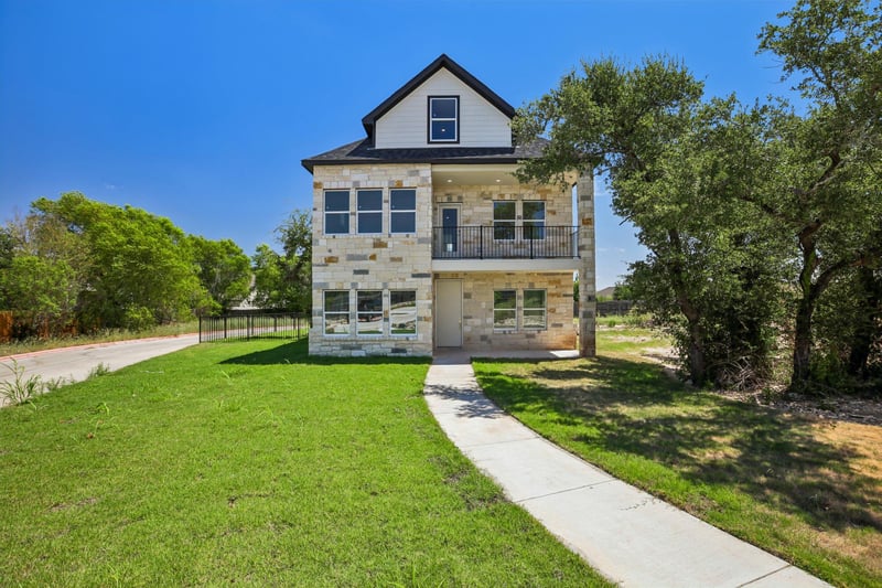 1301 Low Branch LN #9, Leander, TX 78641