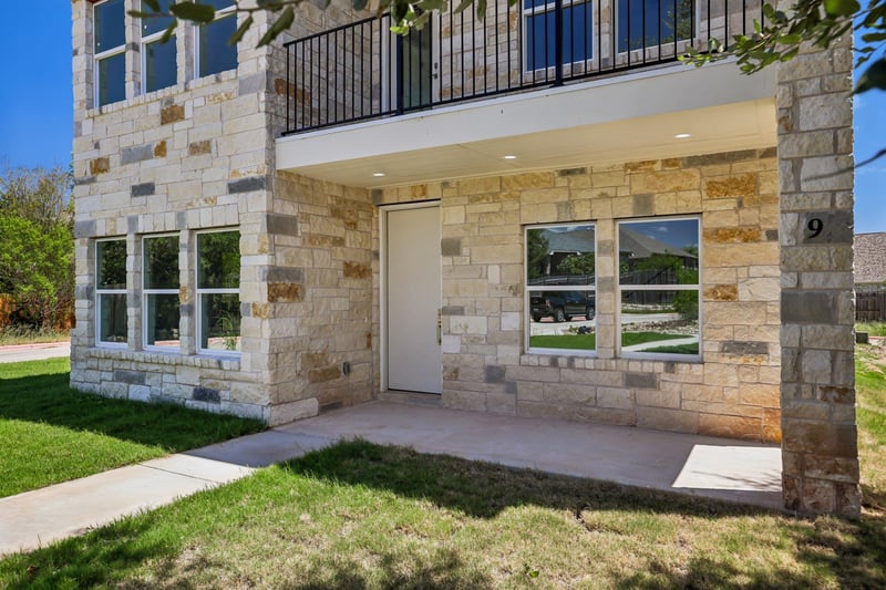 1301 Low Branch LN #9, Leander, TX 78641