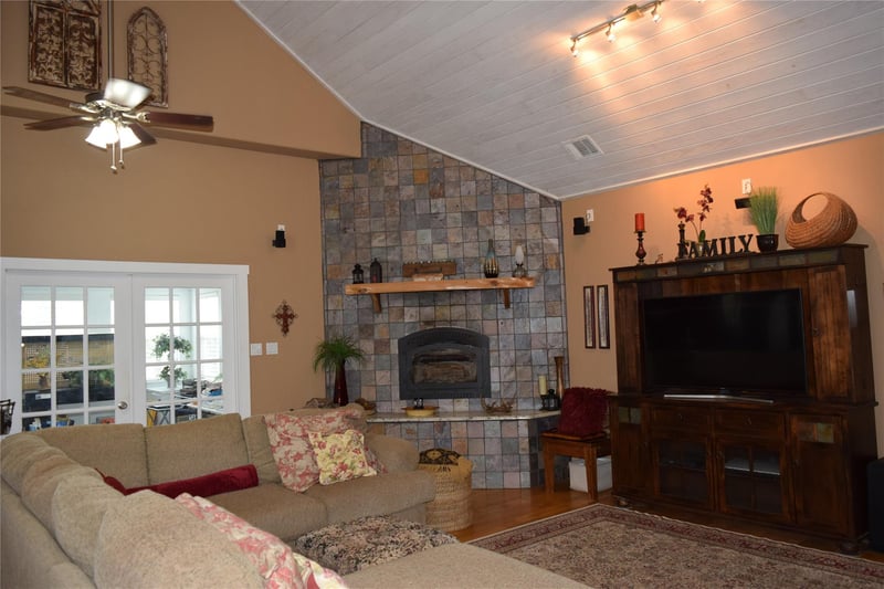 278 Winfield Thicket RD, Bastrop, TX 78602