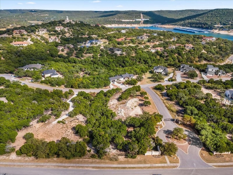 17620 Hunters Hl, Jonestown, TX 78645