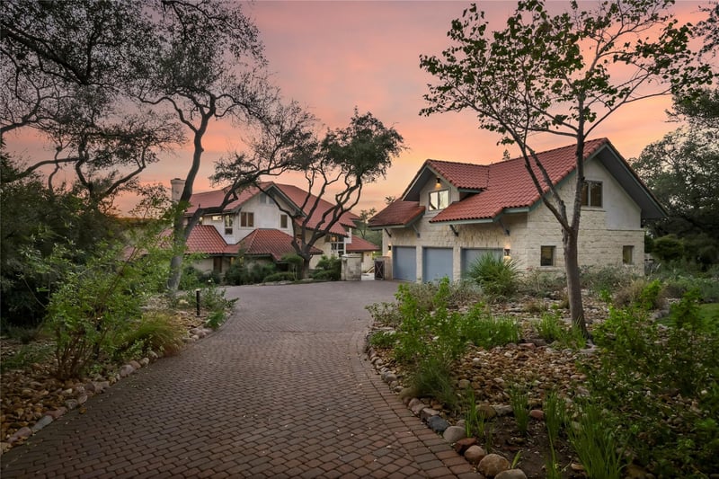 19905 Angel Bay DR, Spicewood, TX 78669