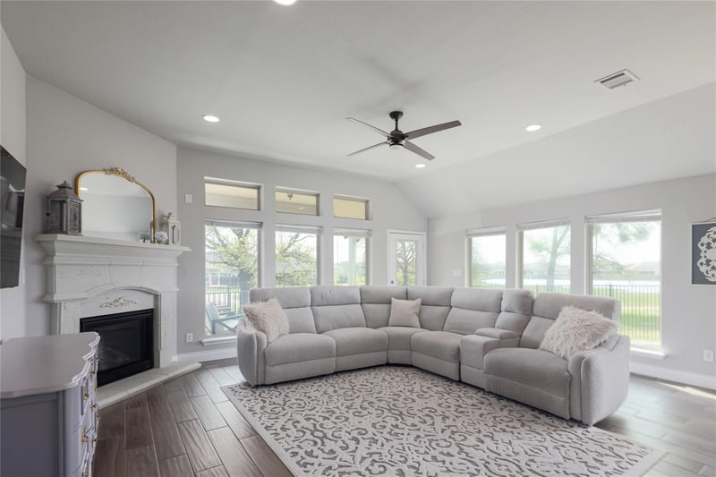 109 Cascia CIR, Liberty Hill, TX 78642