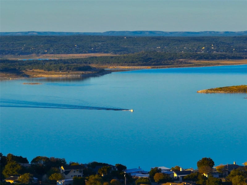 1009 Eagle Flight DR, Canyon Lake, TX 78133