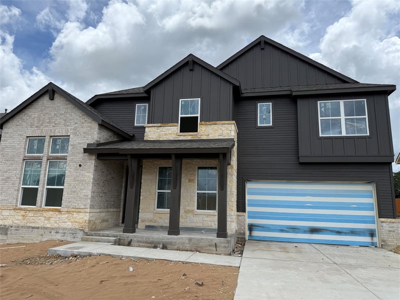 217 Luttrell LN, Liberty Hill, TX 78642
