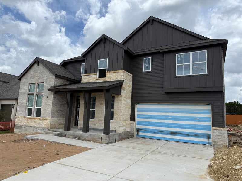 217 Luttrell LN, Liberty Hill, TX 78642