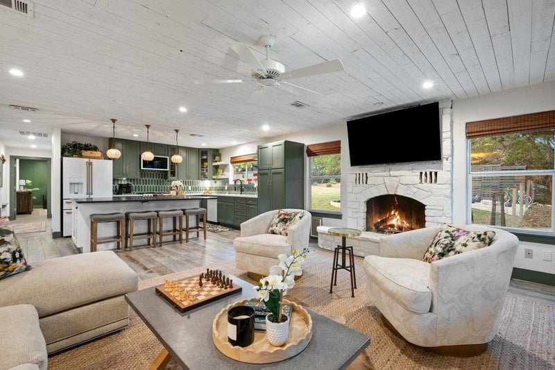 2800 River RD, Wimberley, TX 78676