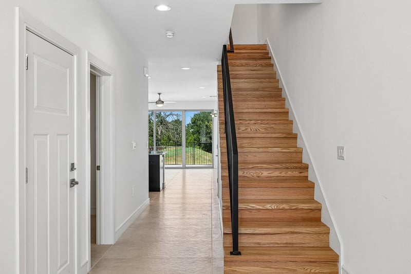 202 Tesla CIR, Round Rock, TX 78681