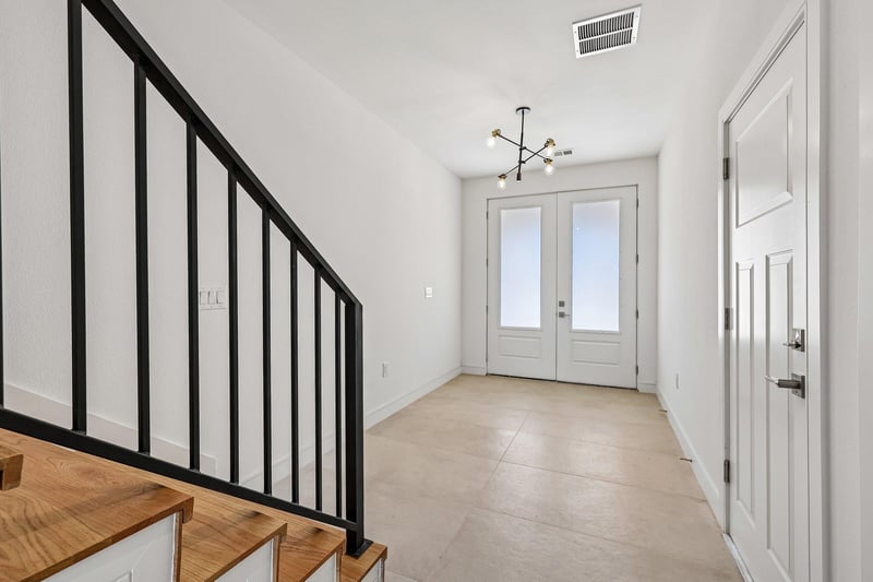 202 Tesla CIR, Round Rock, TX 78681