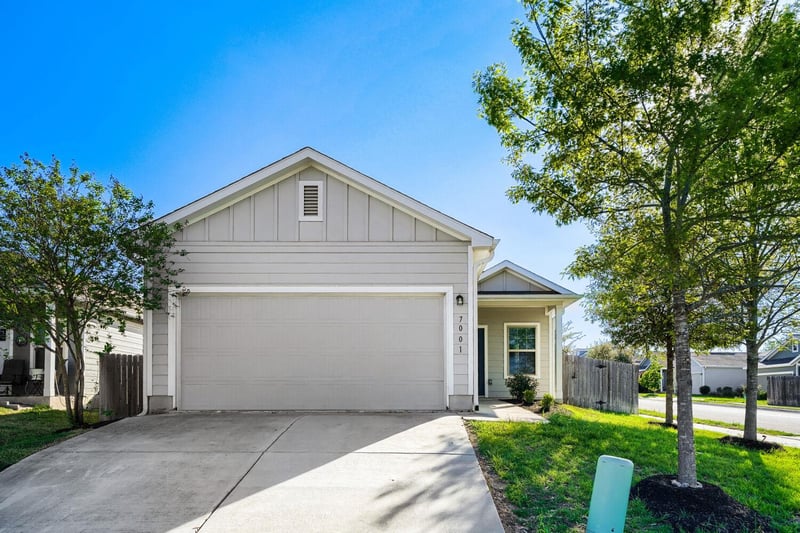 7001 Tonka LN, Austin, TX 78744