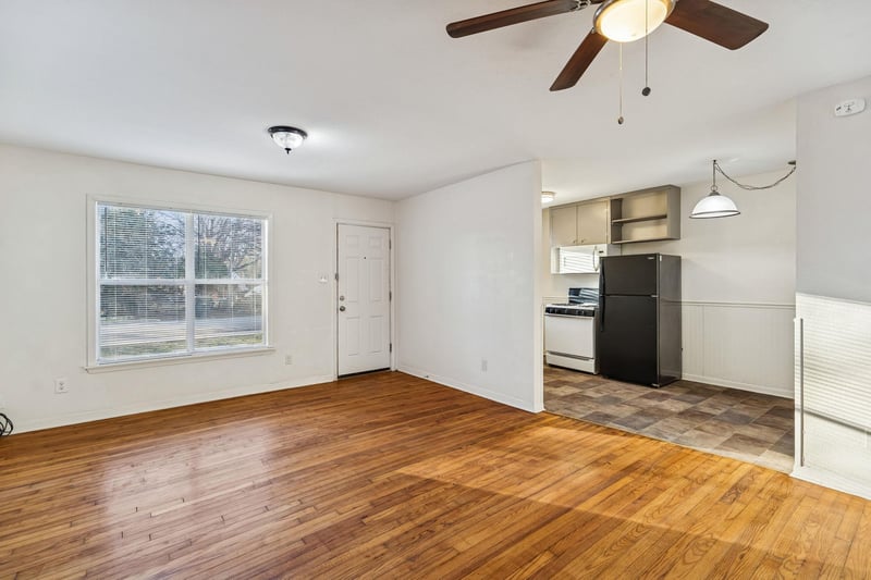1018 Mead ST, San Marcos, TX 78666