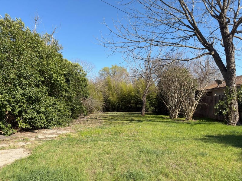 113 Royal ST, Taylor, TX 76574