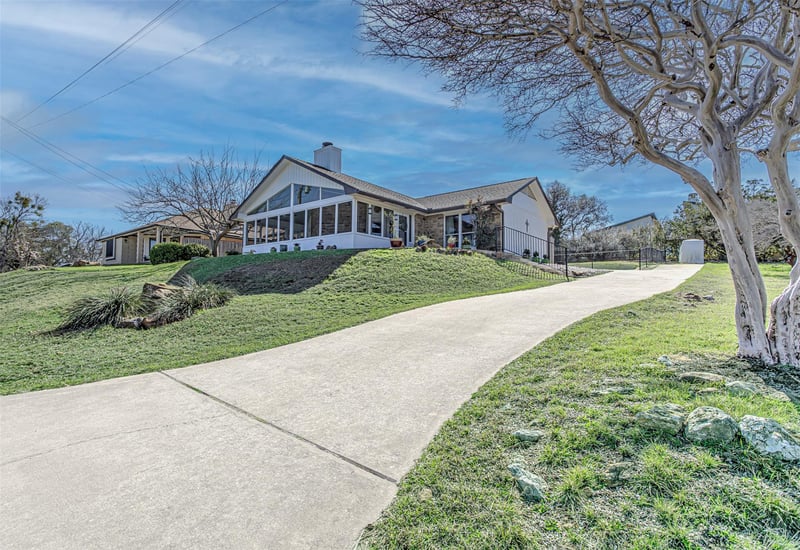 507 Mountain DR, Horseshoe Bay, TX 78657