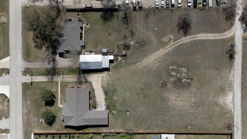 81 Family CIR, Hutto, TX 78634