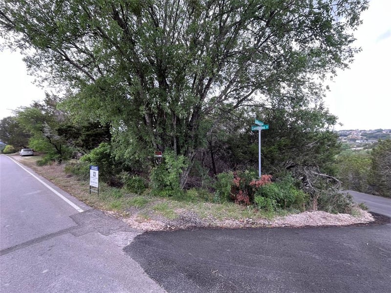3602 Constitution DR, Lago Vista, TX 78645