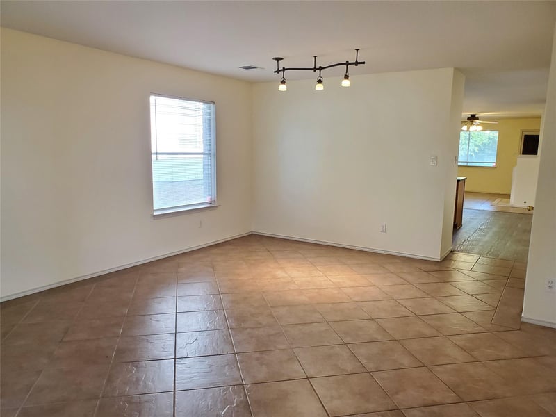 15308 Sarahs Creek DR, Pflugerville, TX 78660