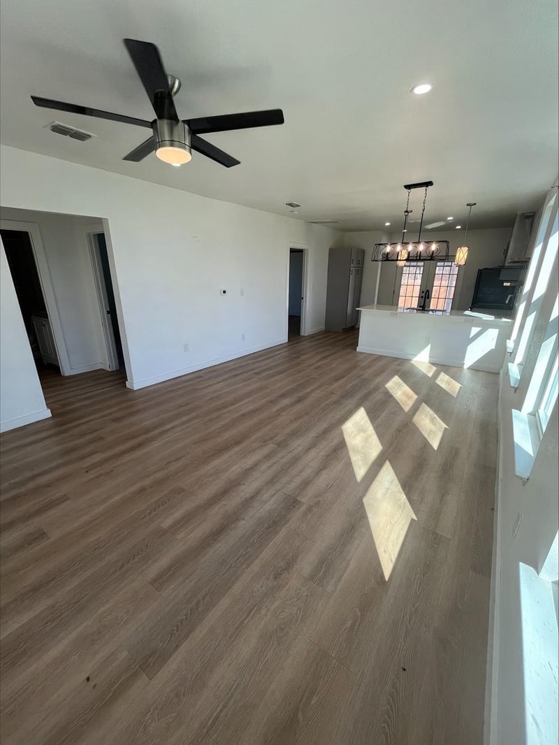 115 Ila ST, Elgin, TX 78621
