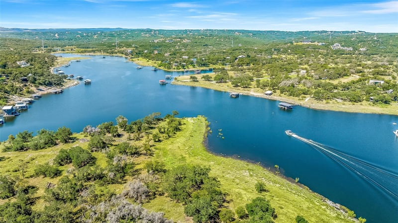 19813 - 19817 Lakehurst Loop, Spicewood, TX 78669