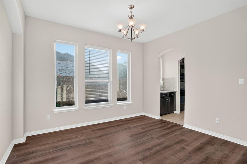401 Daniel XING, Liberty Hill, TX 78642